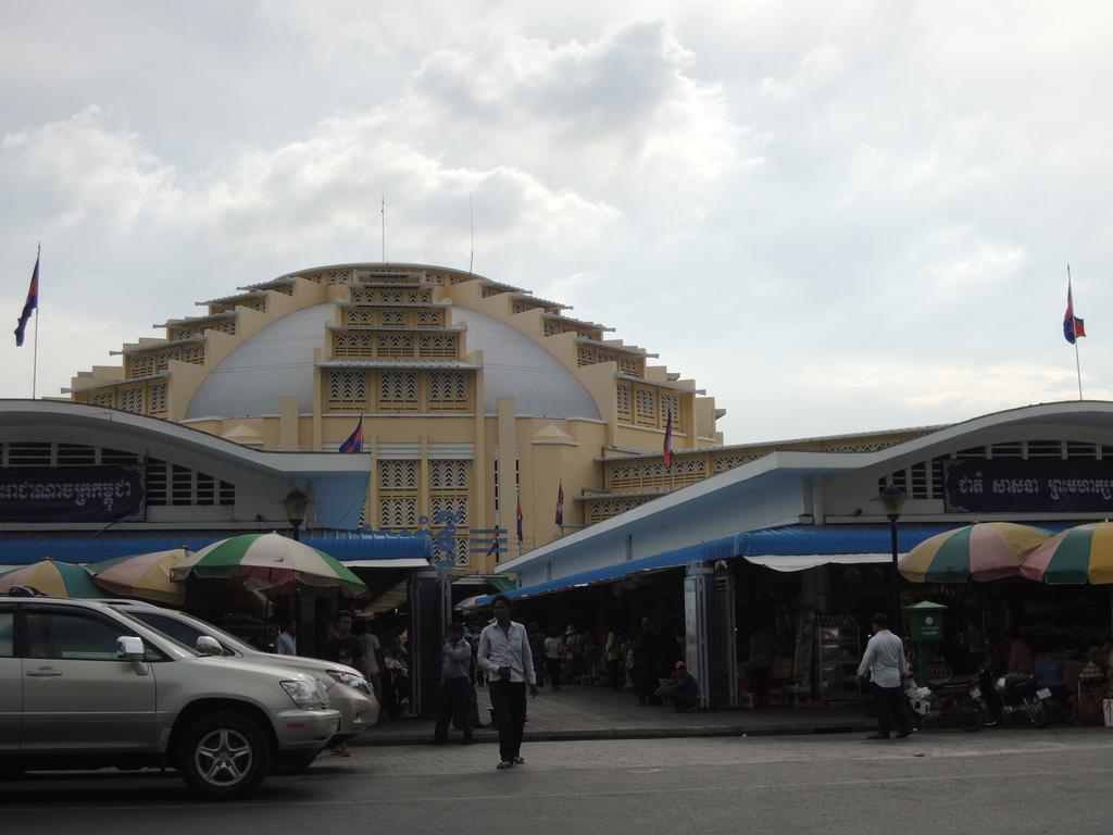 Number 9 Hotel Phnom Penh Zewnętrze zdjęcie